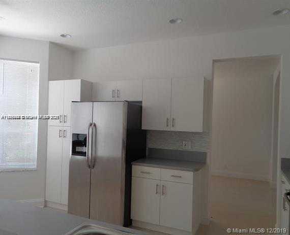 Small Image of 3013 WOODLANDS DR #3013, Margate Number 3