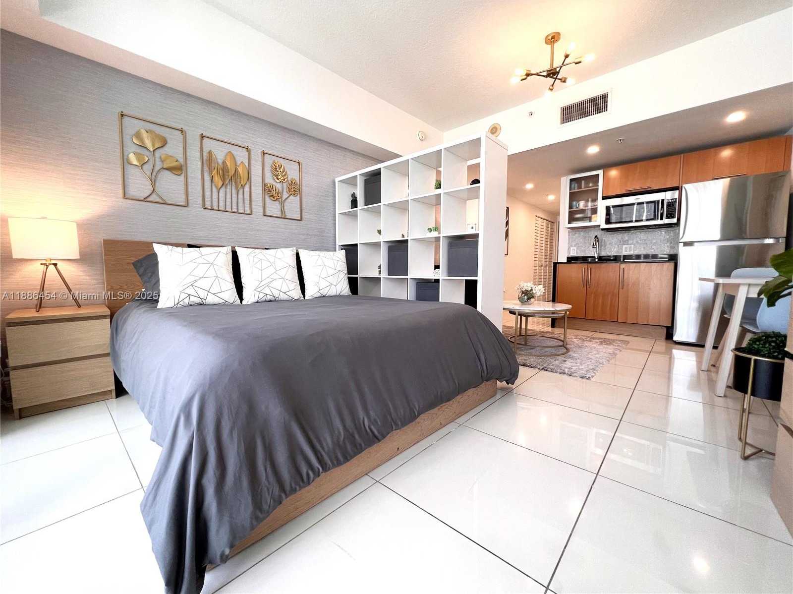 Small Image of 1750 NORTH BAYSHORE DR #1218, Miami Number 10