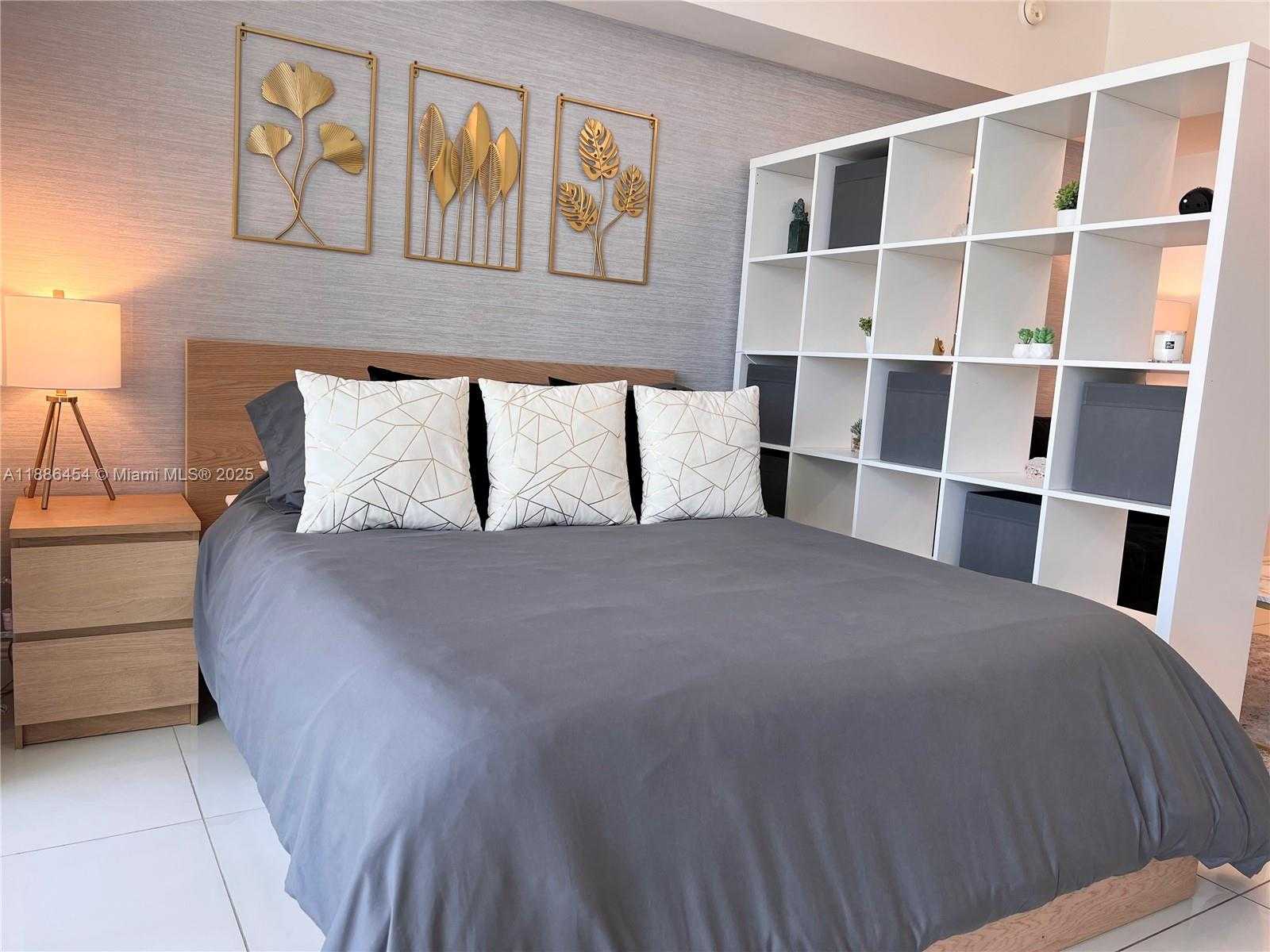 Small Image of 1750 NORTH BAYSHORE DR #1218, Miami Number 11