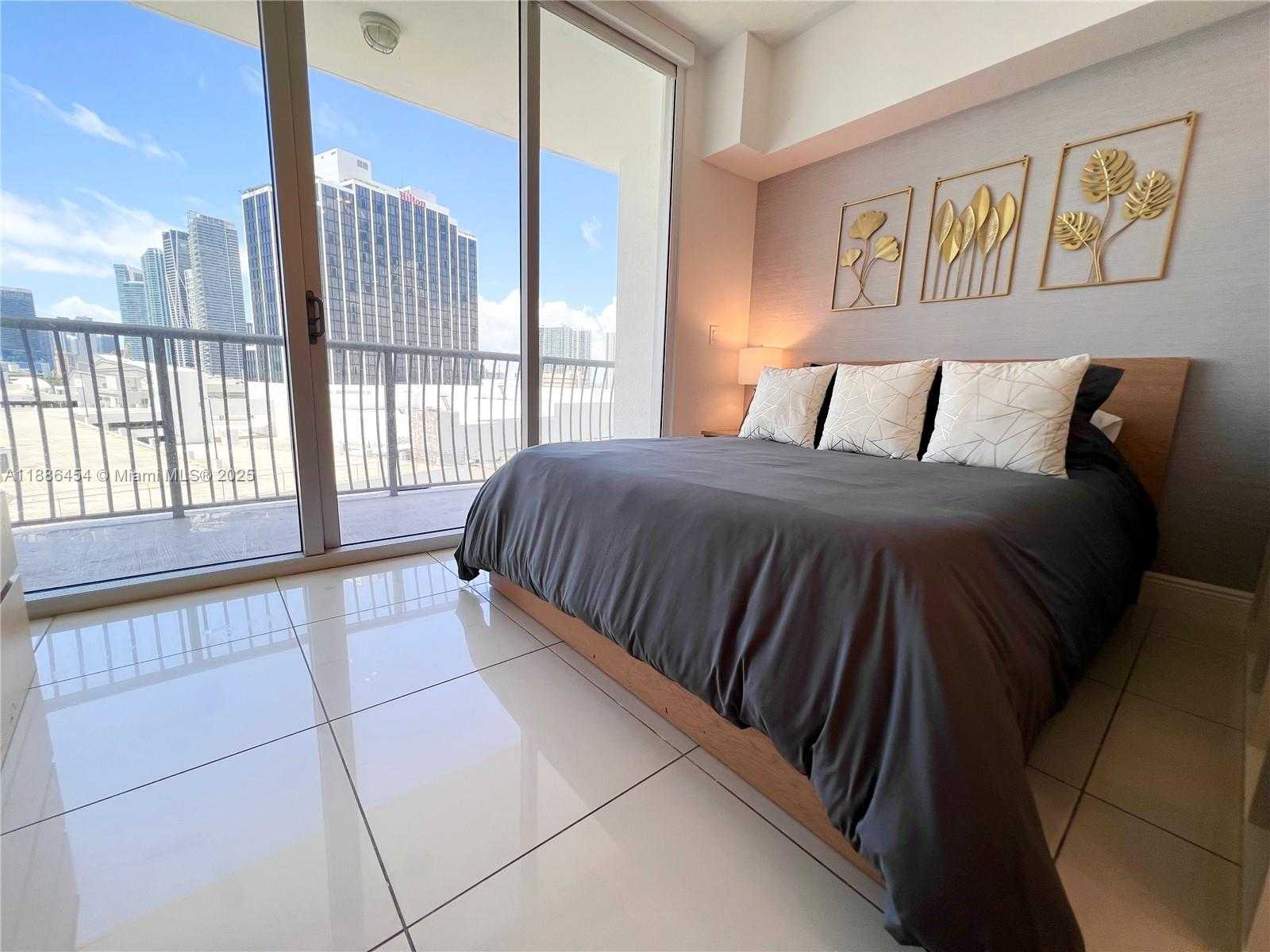 Small Image of 1750 NORTH BAYSHORE DR #1218, Miami Number 20