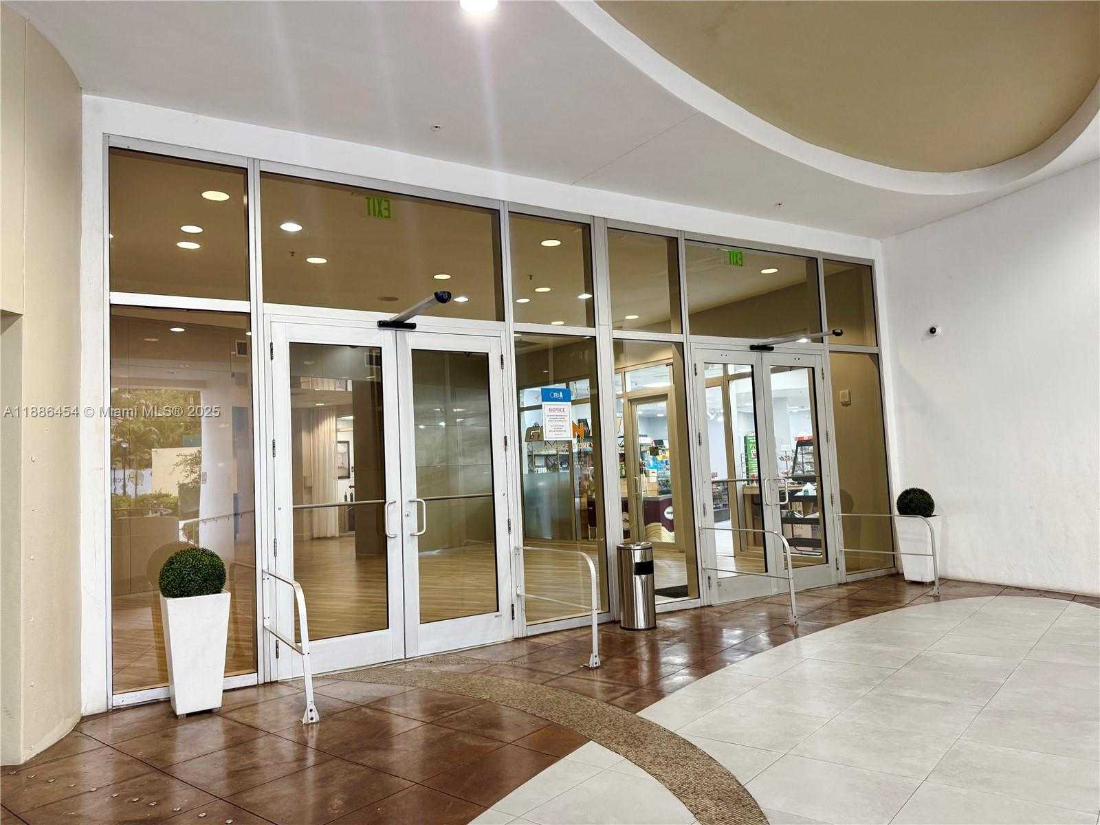 Small Image of 1750 NORTH BAYSHORE DR #1218, Miami Number 24