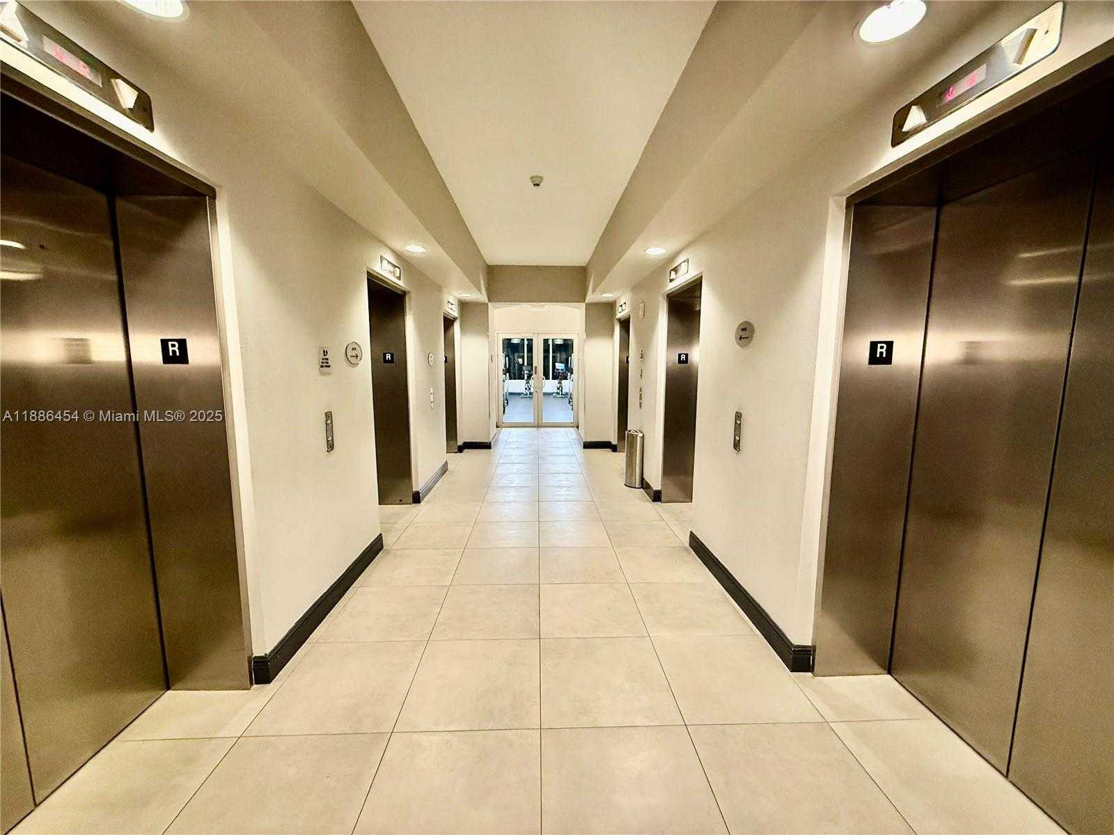 Small Image of 1750 NORTH BAYSHORE DR #1218, Miami Number 30