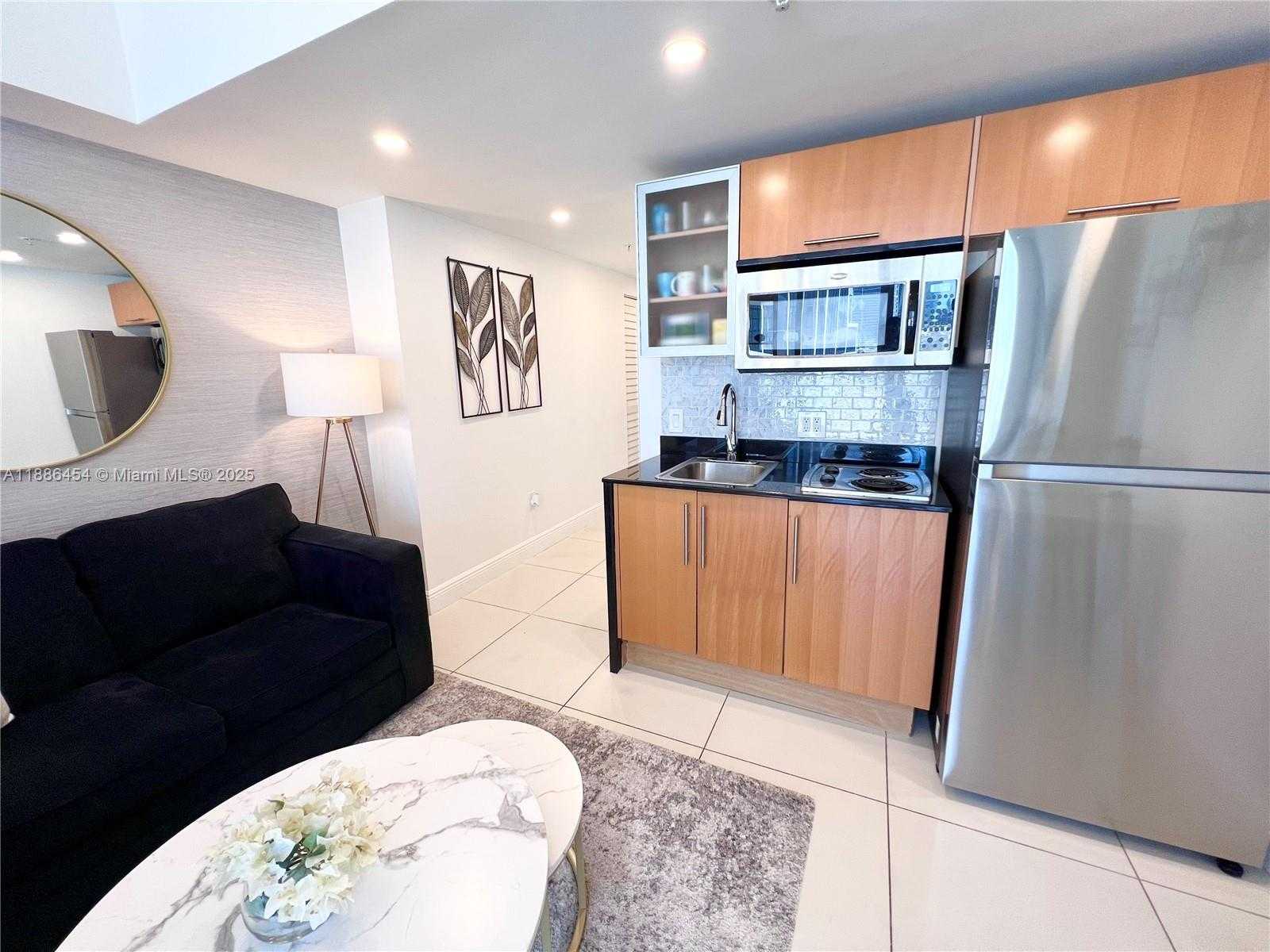 Small Image of 1750 NORTH BAYSHORE DR #1218, Miami Number 8