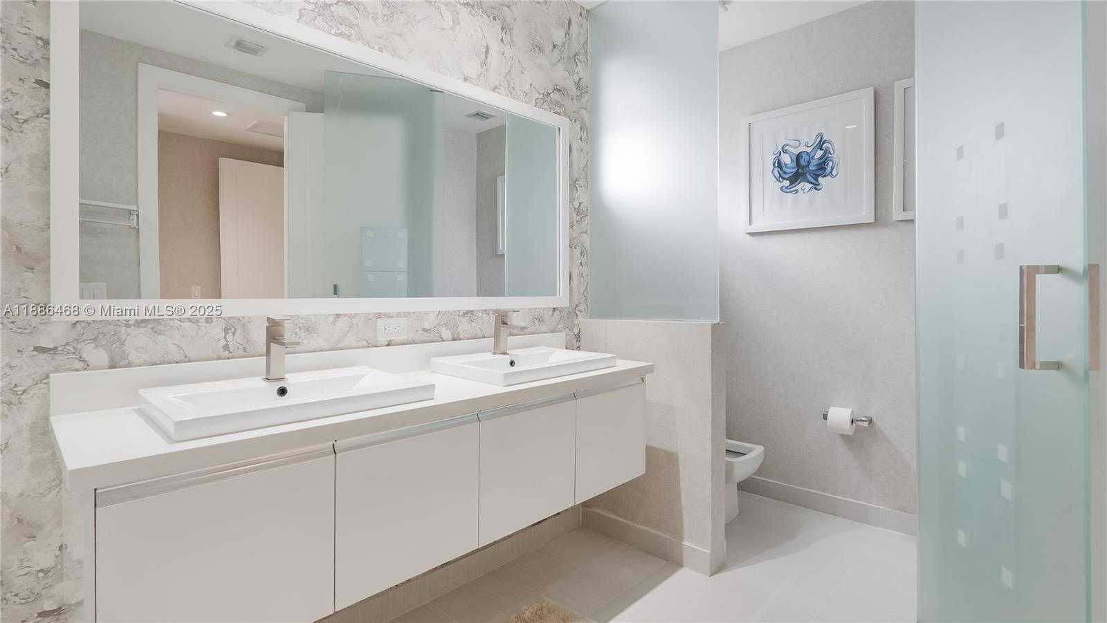 Small Image of 6611 NORTH WEST 105TH PL #6611, Doral Number 31