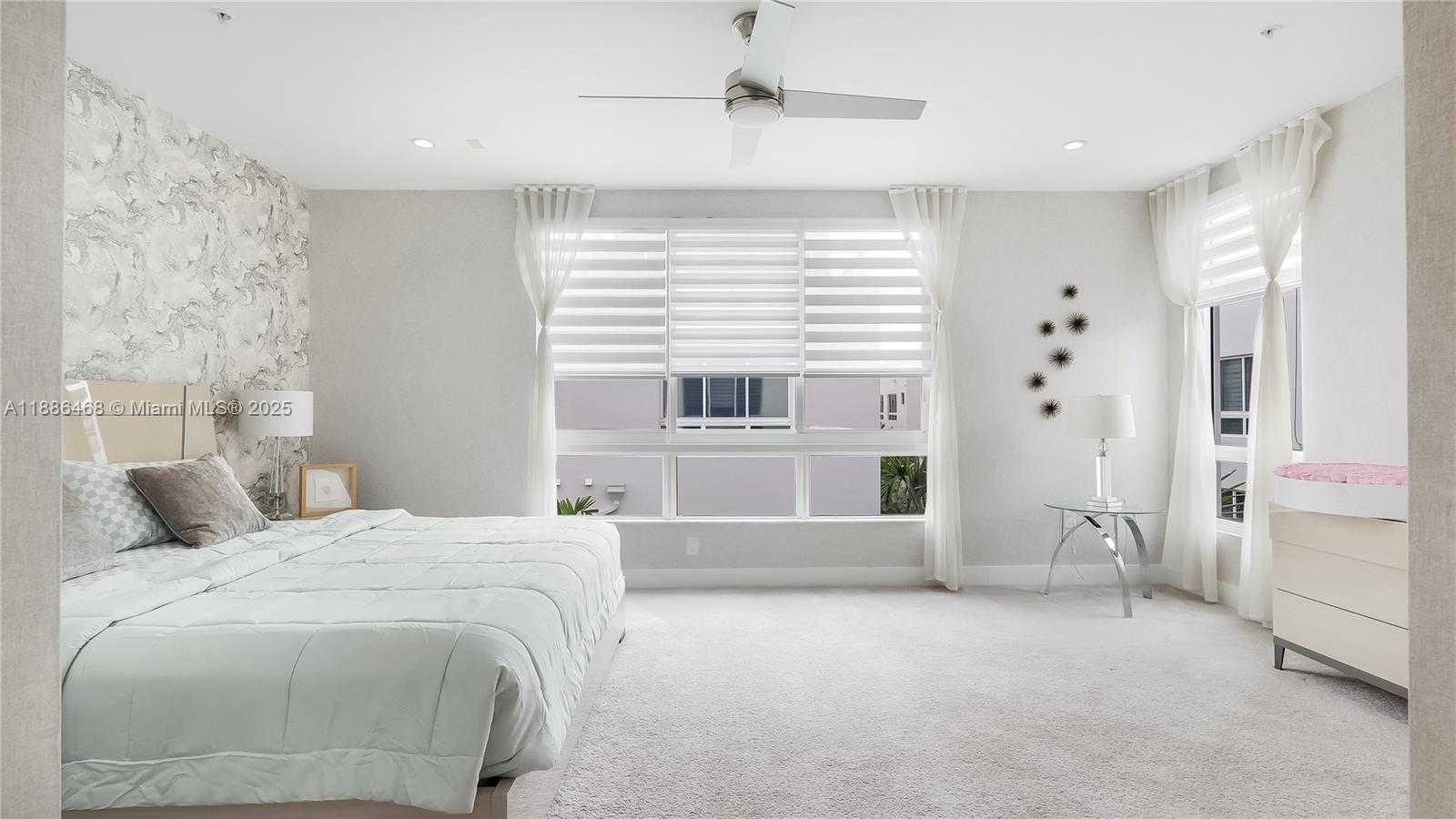 Small Image of 6611 NORTH WEST 105TH PL #6611, Doral Number 36