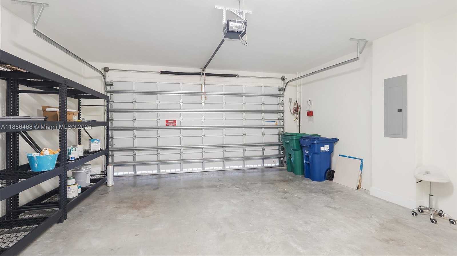 Small Image of 6611 NORTH WEST 105TH PL #6611, Doral Number 45