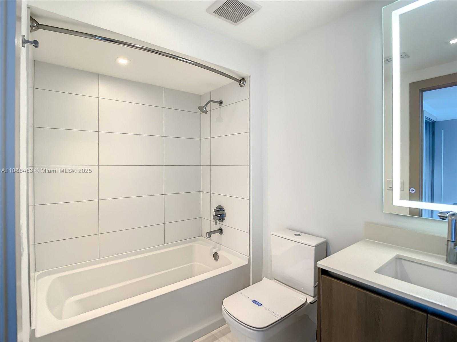 Small Image of 340 SOUTH EAST 3RD ST #3502, Miami Number 20