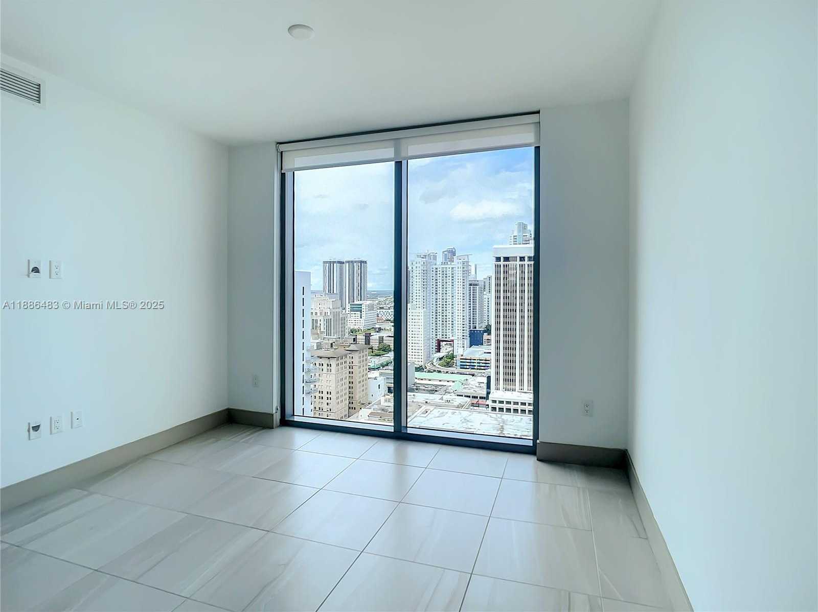 Small Image of 340 SOUTH EAST 3RD ST #3502, Miami Number 23