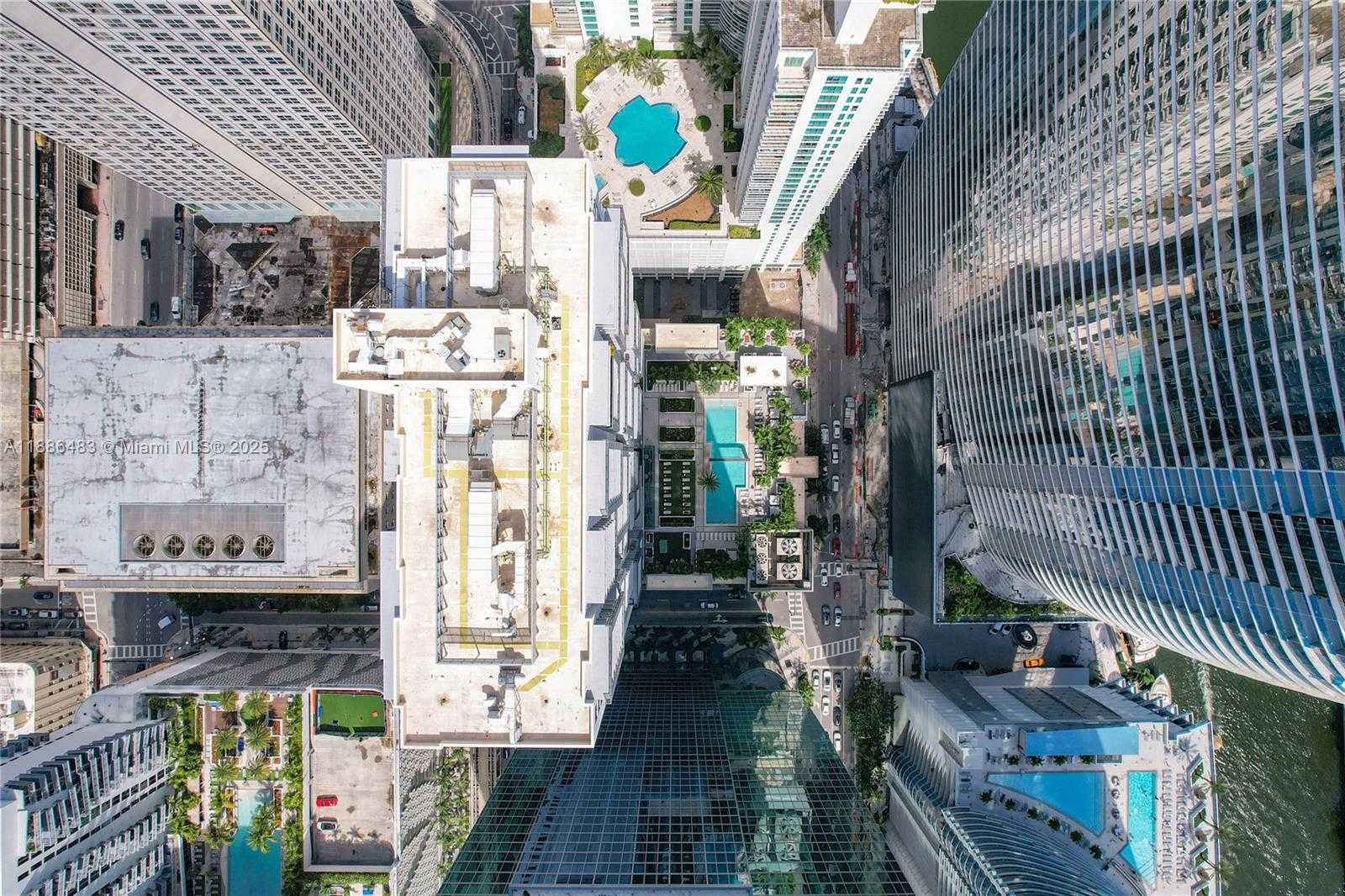 Small Image of 340 SOUTH EAST 3RD ST #3502, Miami Number 34