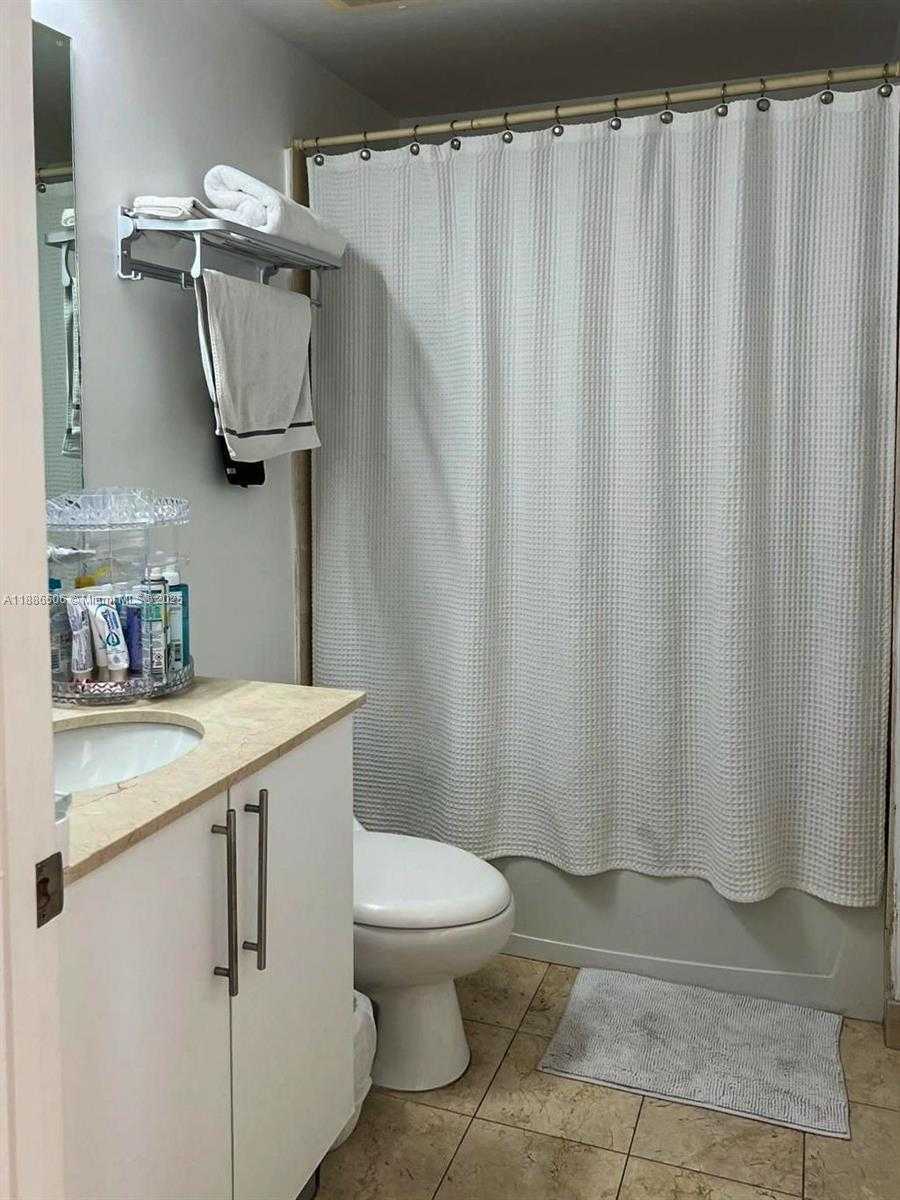 Small Image of 3330 NORTH EAST 190TH ST #1910, Aventura Number 8