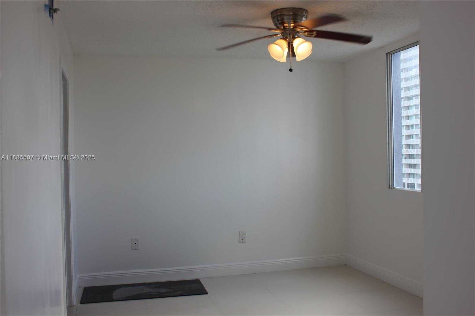 Small Image of 800 NORTH MIAMI AVE #E-908, Miami Number 14