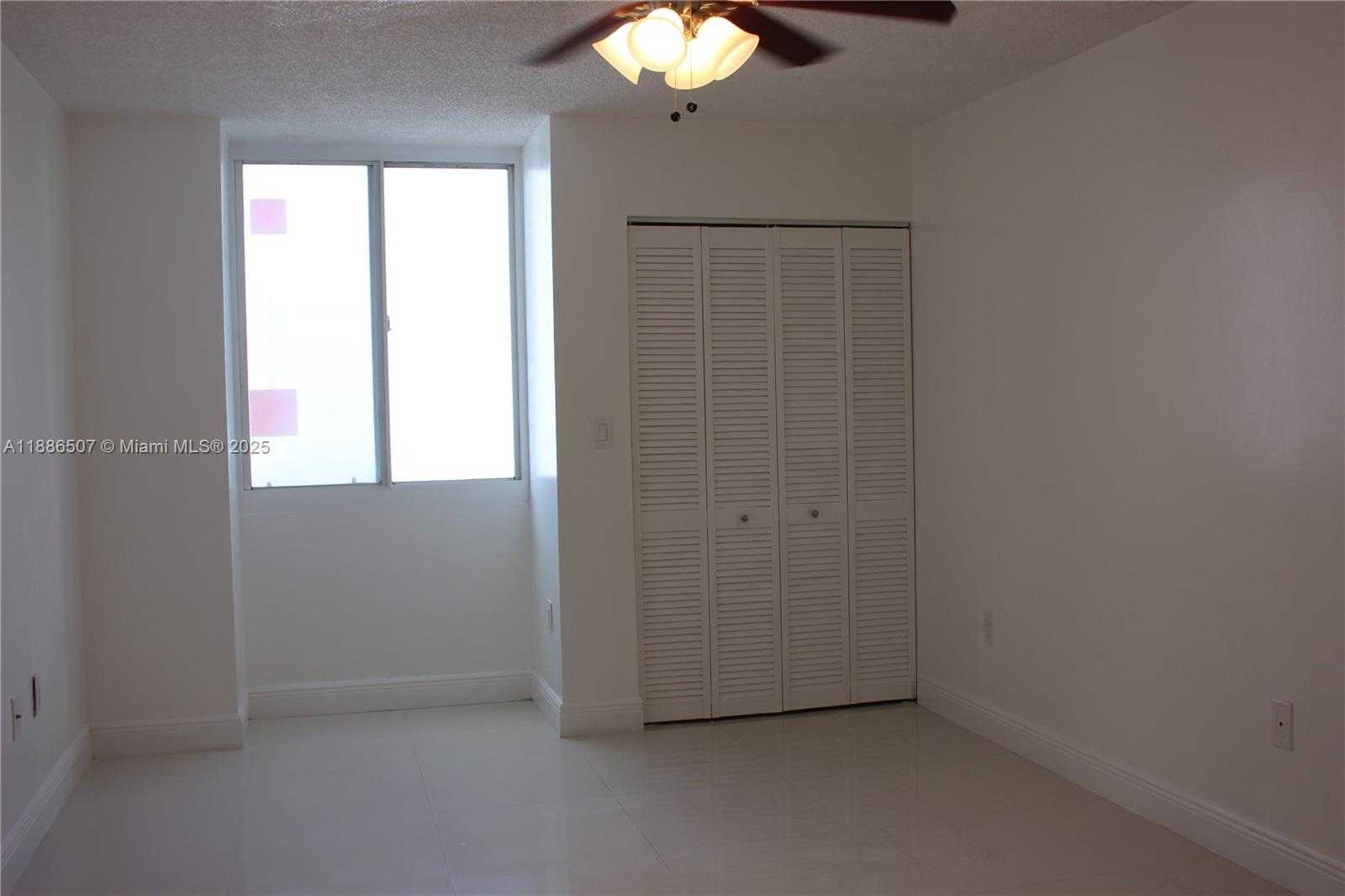Small Image of 800 NORTH MIAMI AVE #E-908, Miami Number 3