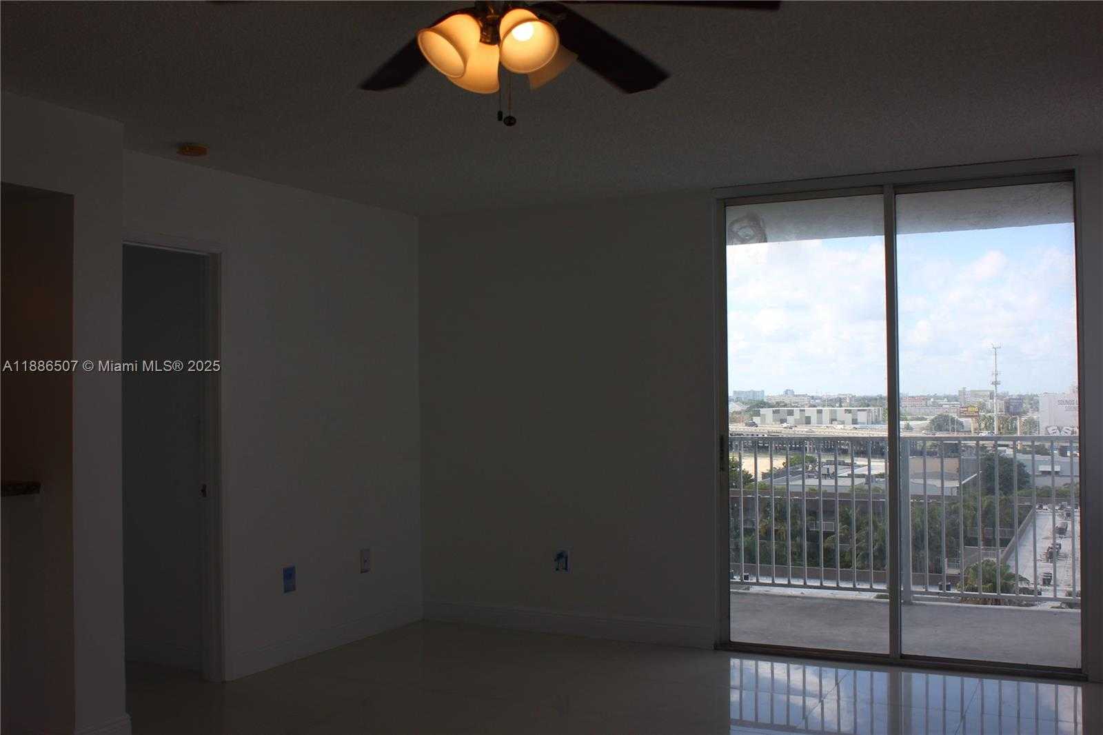 Small Image of 800 NORTH MIAMI AVE #E-908, Miami Number 7