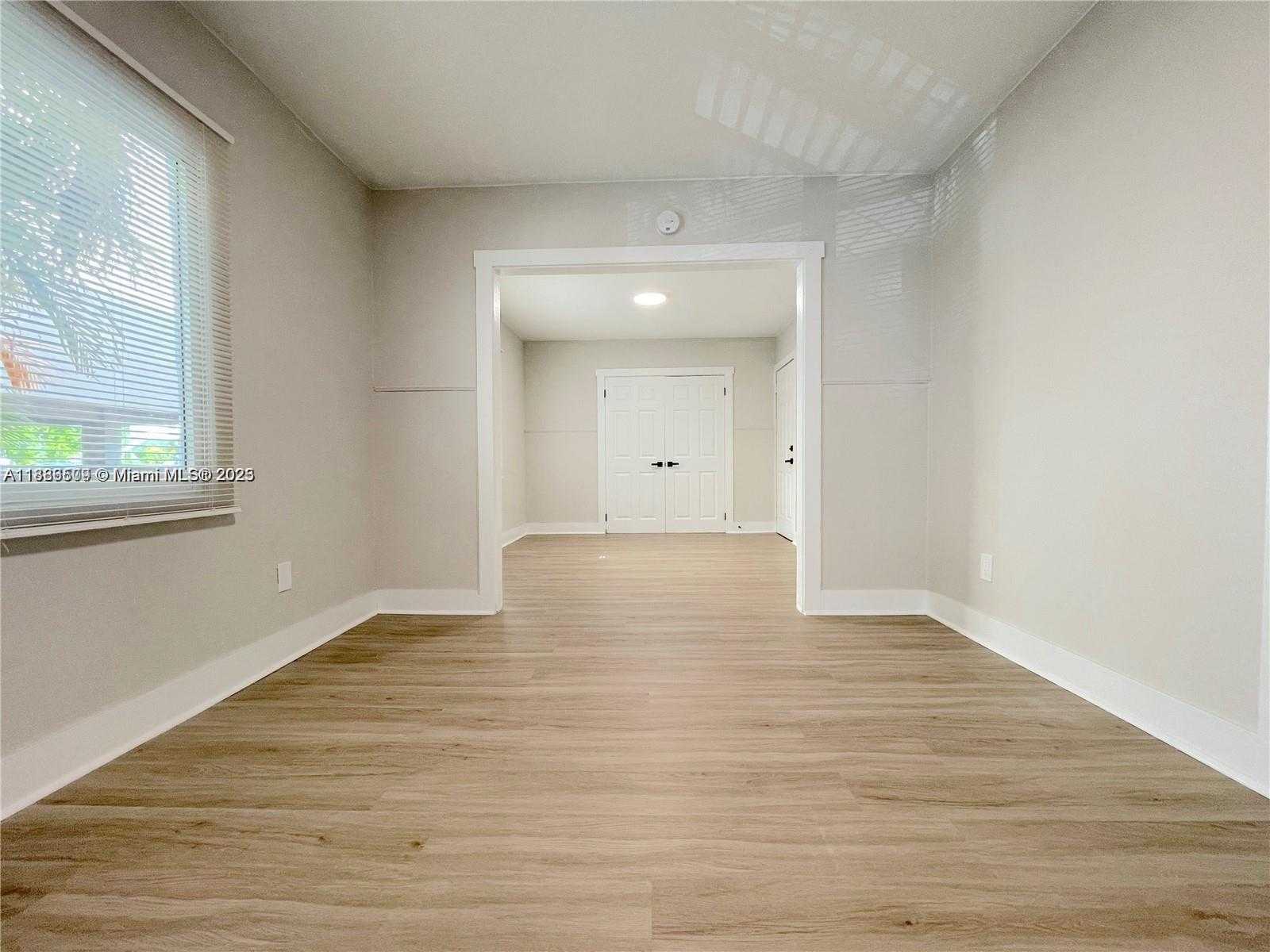 Small Image of 1836 DEWEY ST #1-6, Hollywood Number 5