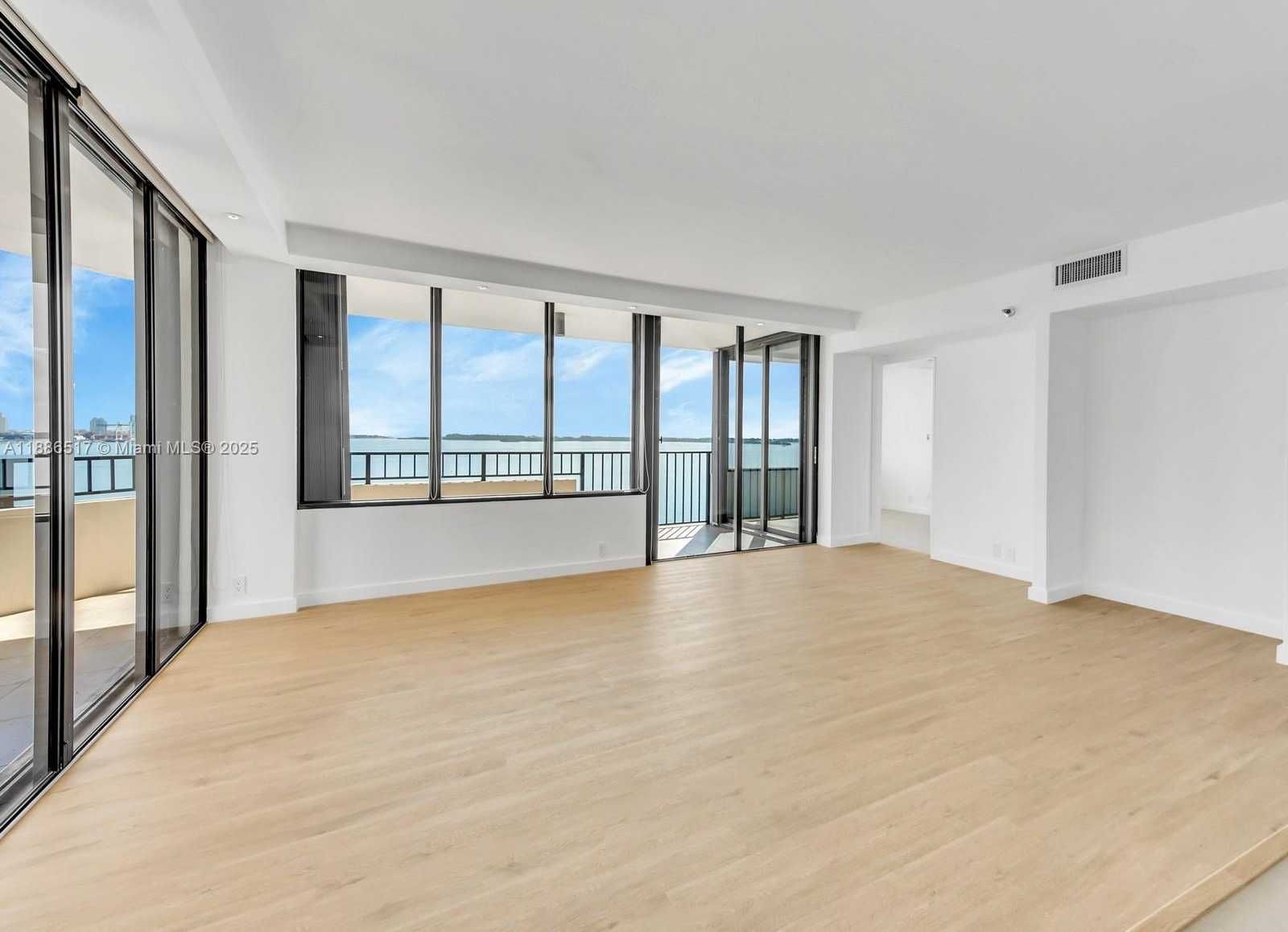 Small Image of 520 BRICKELL KEY DR #A806, Miami Number 5
