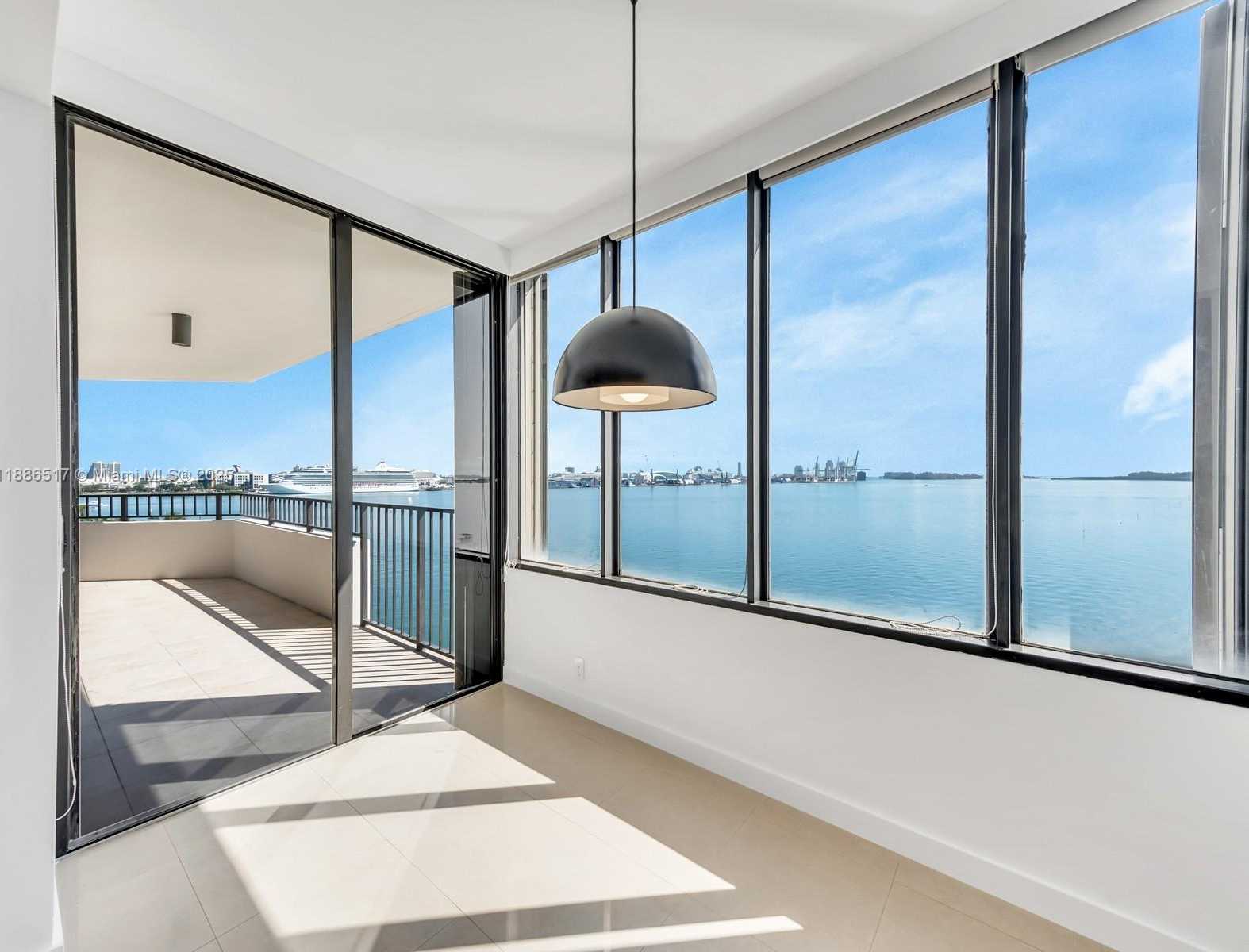 Small Image of 520 BRICKELL KEY DR #A806, Miami Number 7