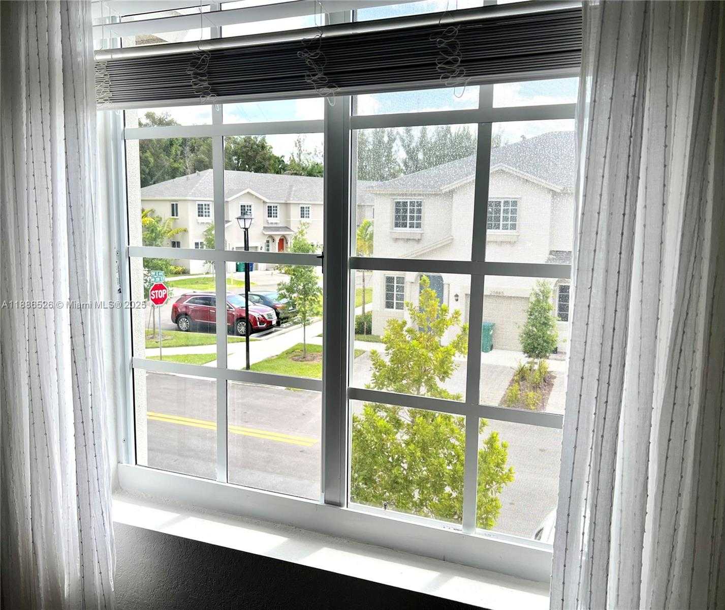 Small Image of 20838 NORTH WEST 13TH AVE, Miami Gardens Number 11
