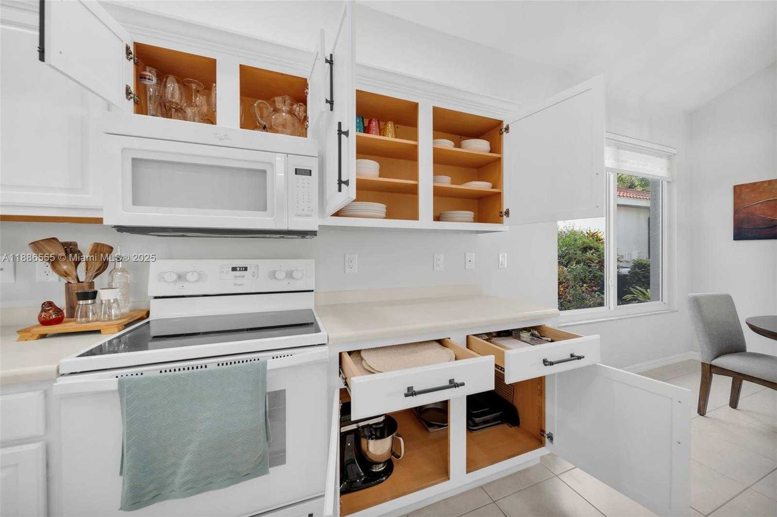 Small Image of 8864 VENTURA WAY, Other City - In The State Of Florida Number 6