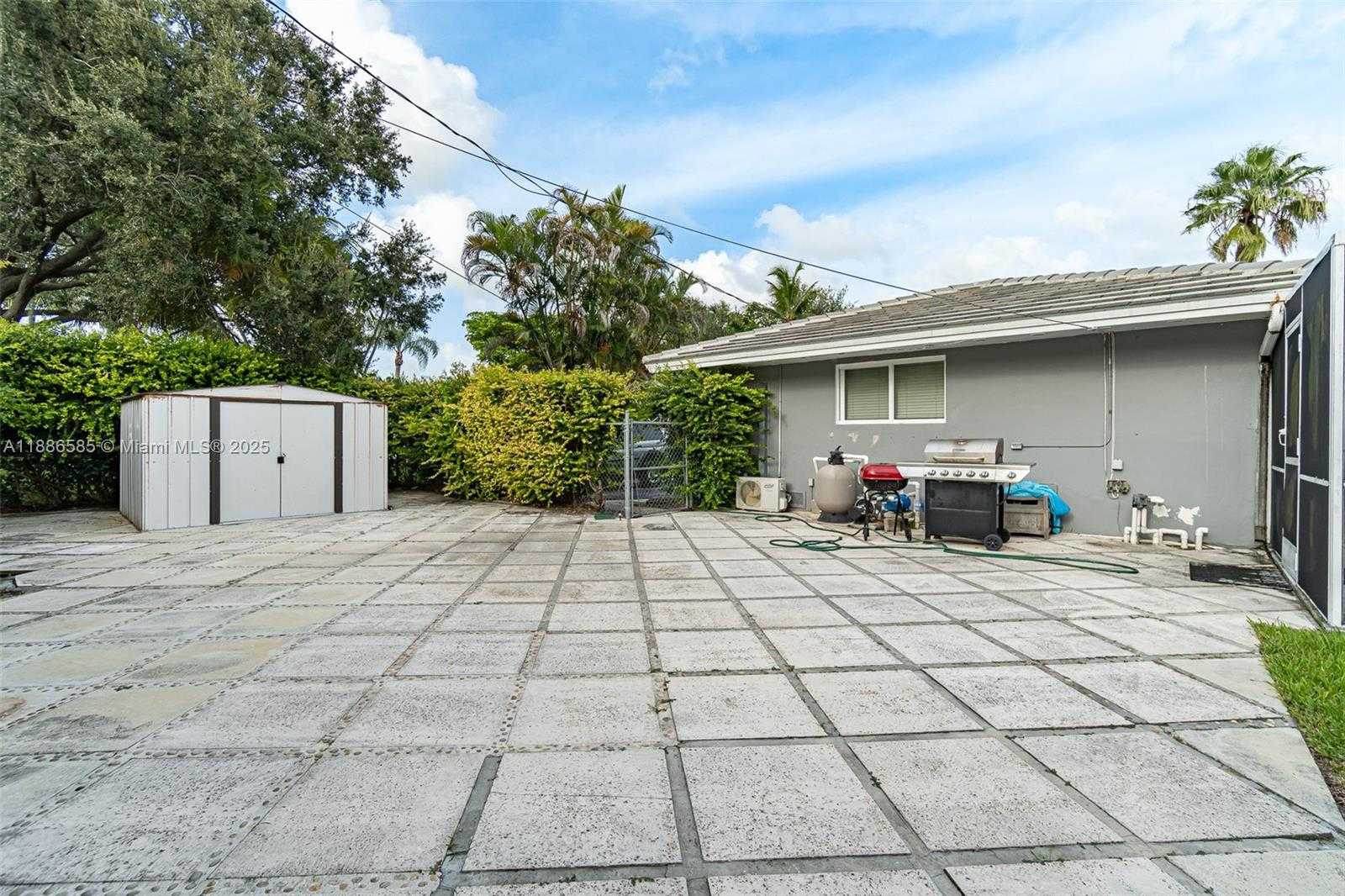 Small Image of 14644 SOUTH WEST 83RD CT, Palmetto Bay Number 15