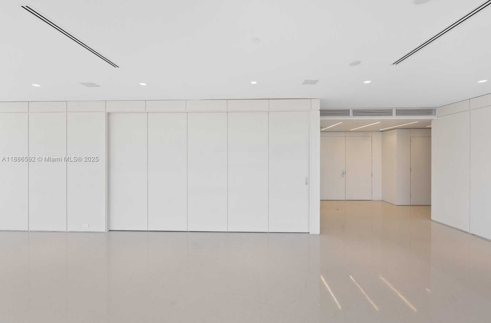 Small Image of 350 OCEAN DR #901N, Key Biscayne Number 10