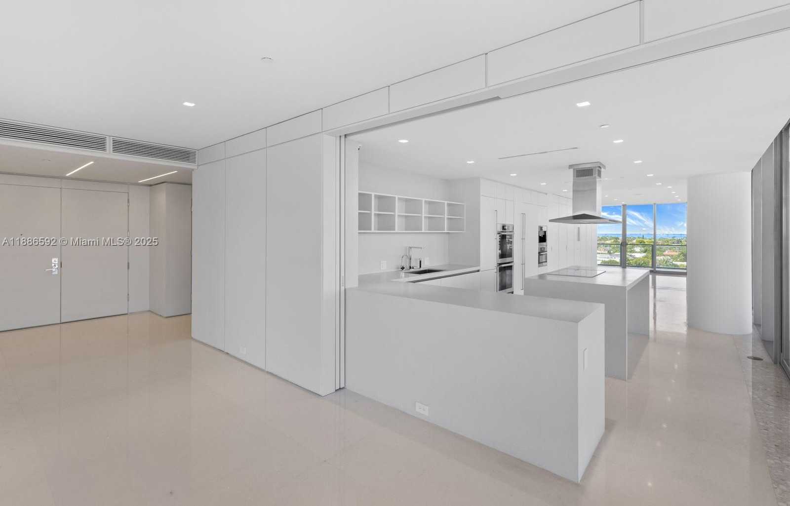 Small Image of 350 OCEAN DR #901N, Key Biscayne Number 11