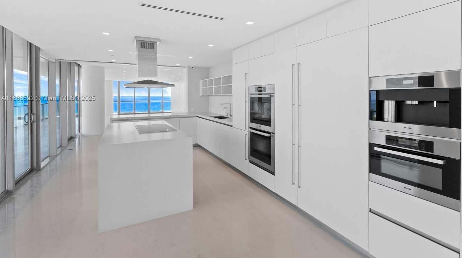 Small Image of 350 OCEAN DR #901N, Key Biscayne Number 12