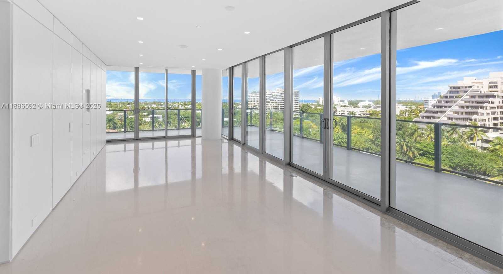 Small Image of 350 OCEAN DR #901N, Key Biscayne Number 16