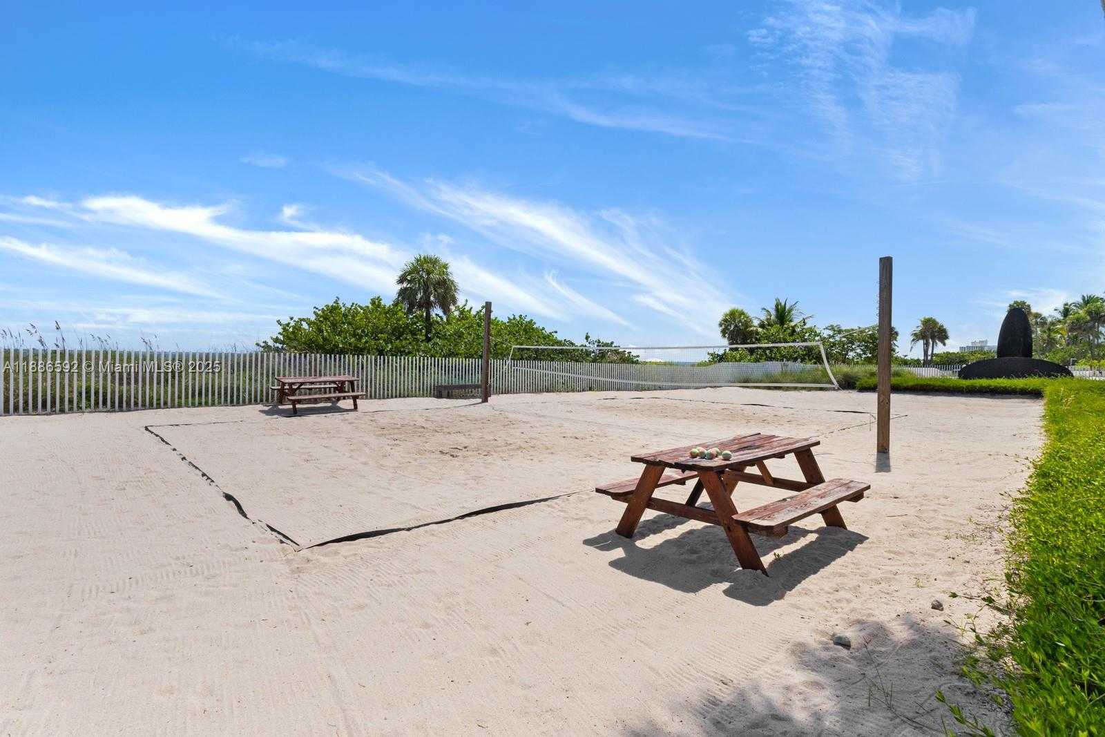 Small Image of 350 OCEAN DR #901N, Key Biscayne Number 37
