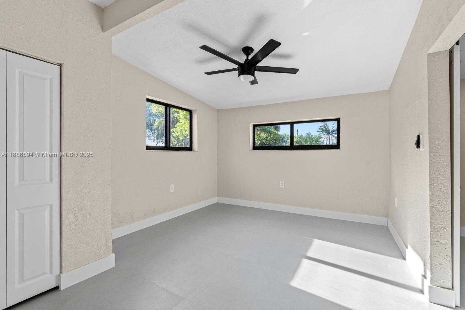 Small Image of 9300 MARINE DR, Cutler Bay Number 10