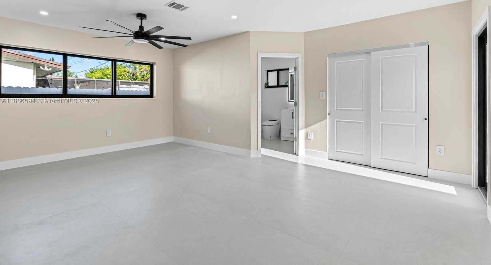 Small Image of 9300 MARINE DR, Cutler Bay Number 3