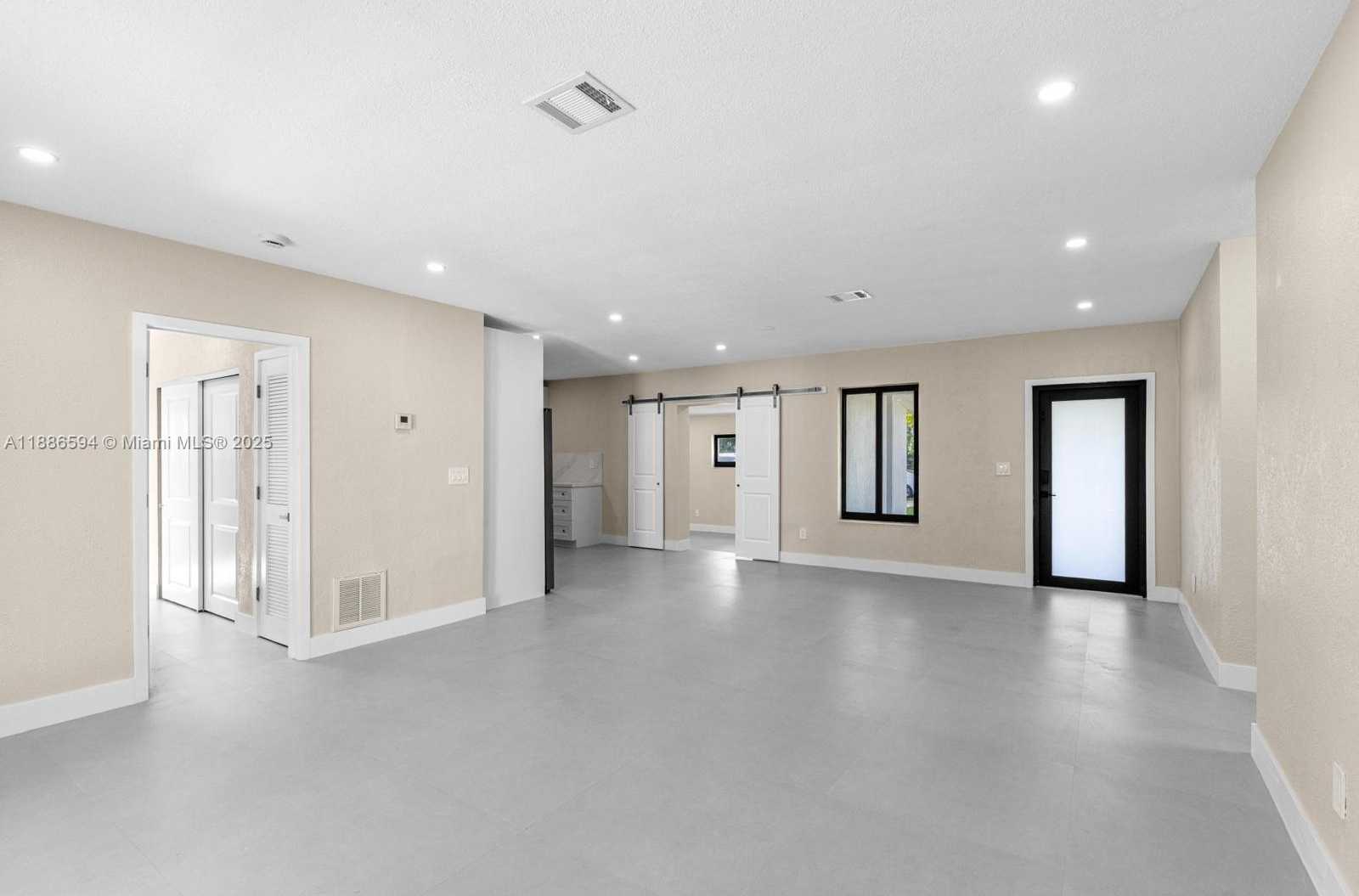 Small Image of 9300 MARINE DR, Cutler Bay Number 5