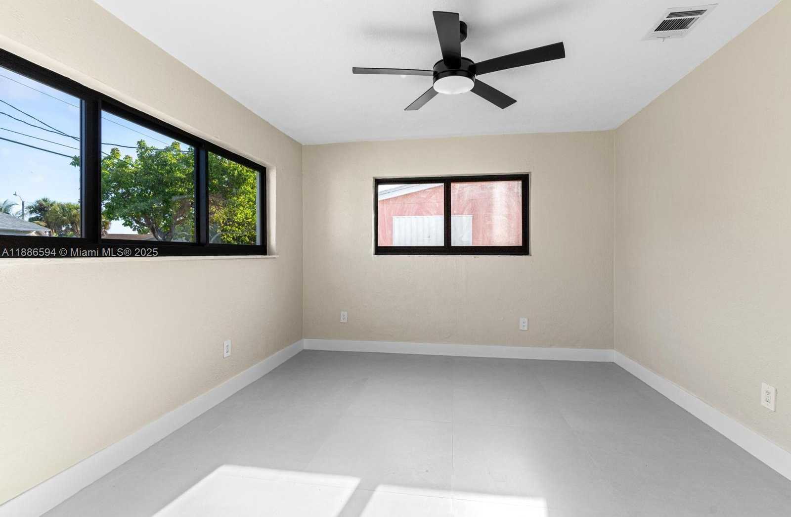 Small Image of 9300 MARINE DR, Cutler Bay Number 7