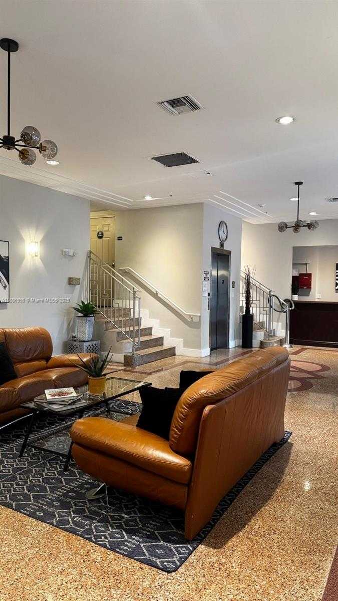 Small Image of 7326 COLLINS AVE #205, Miami Beach Number 16