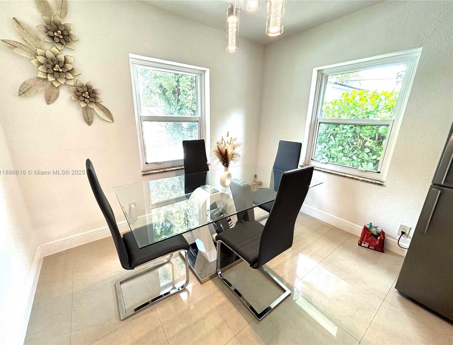 Small Image of 13101 NORTH WEST MIAMI CT, Miami Number 11