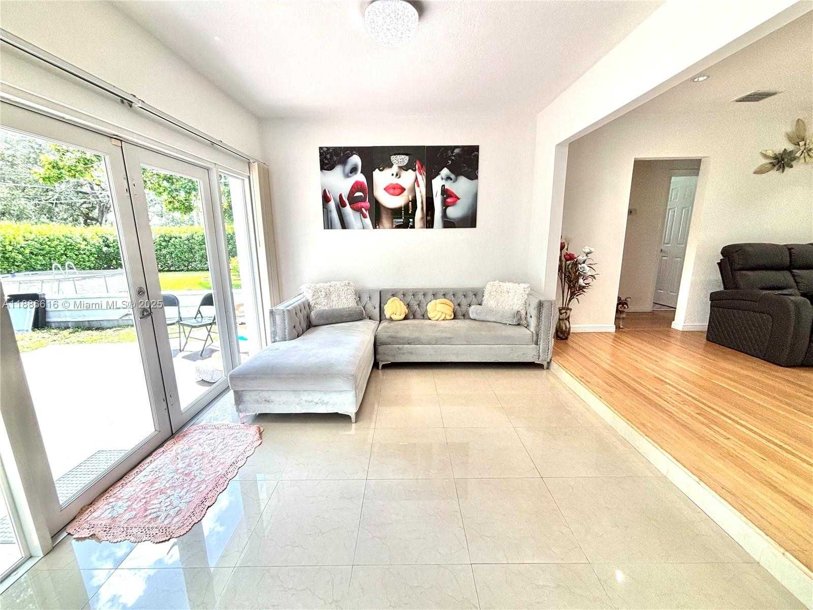 Small Image of 13101 NORTH WEST MIAMI CT, Miami Number 12
