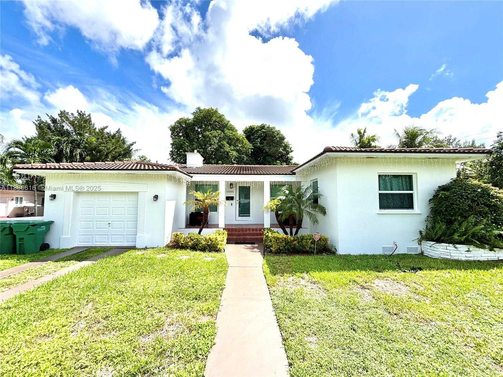 Small Image of 13101 NORTH WEST MIAMI CT, Miami Number 2