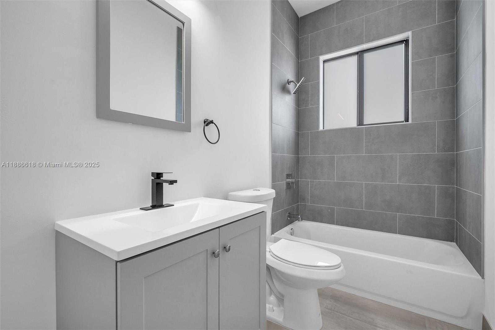 Small Image of 309 NORTH WEST 7TH CT, Hallandale Beach Number 10