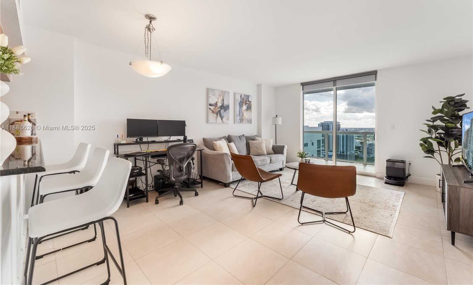 Small Image of 1800 NORTH BAYSHORE DR #4006, Miami Number 12