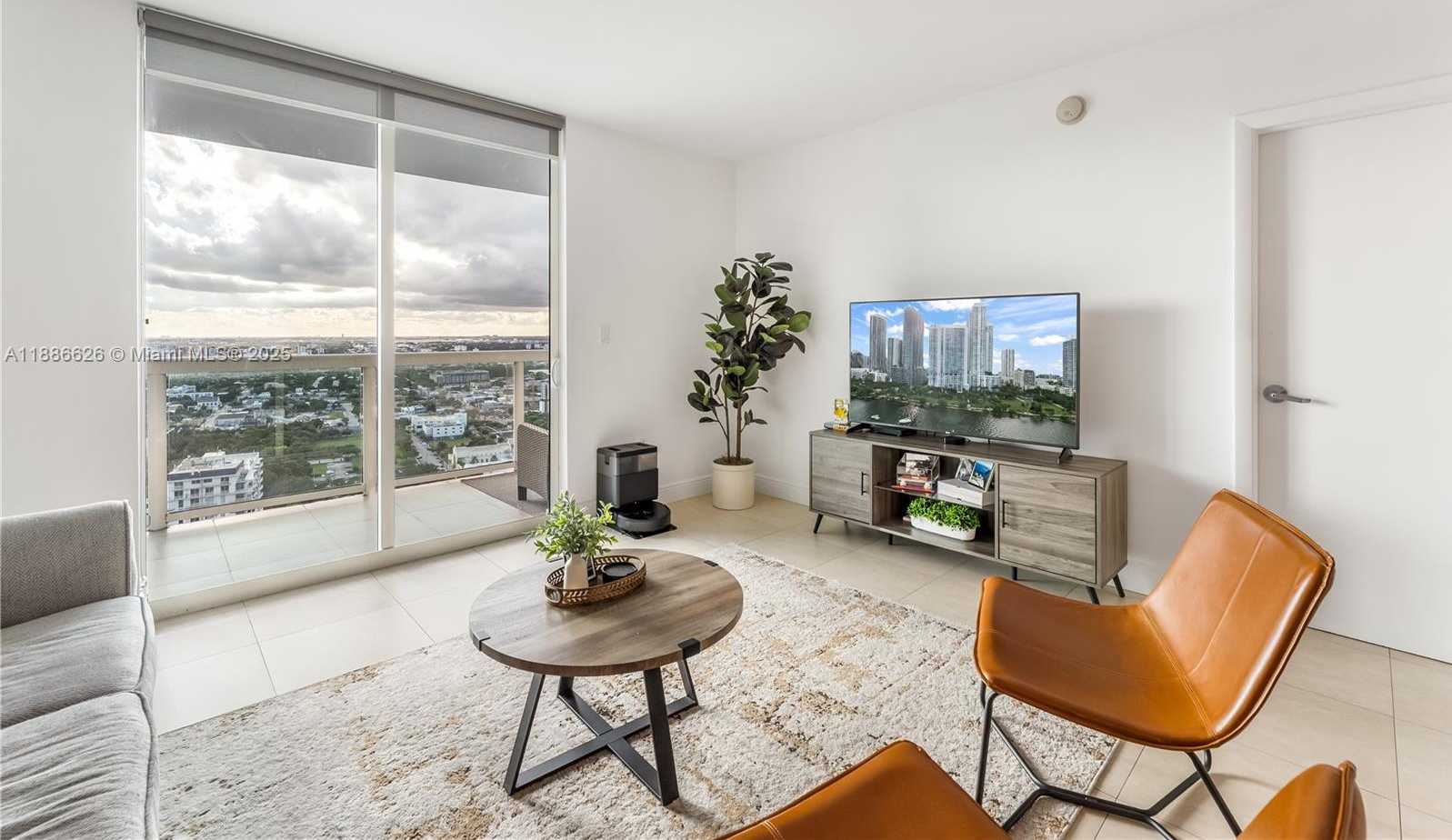 Small Image of 1800 NORTH BAYSHORE DR #4006, Miami Number 14
