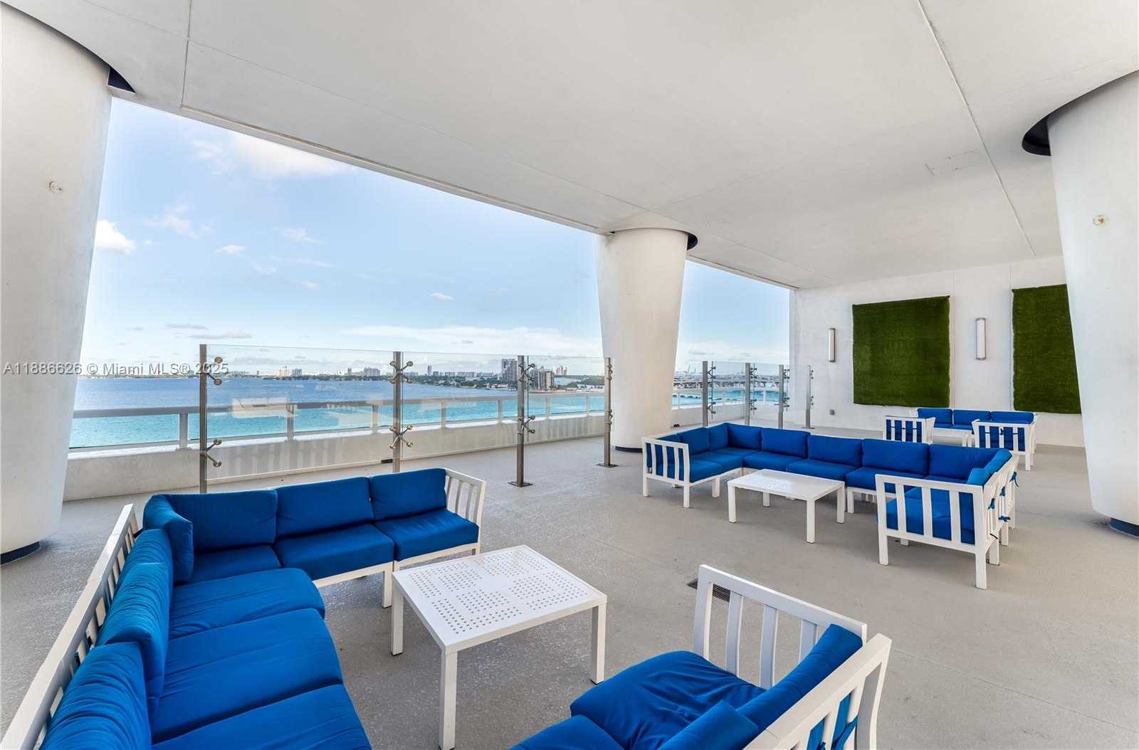 Small Image of 1800 NORTH BAYSHORE DR #4006, Miami Number 23