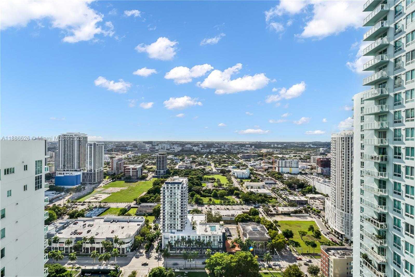 Small Image of 1800 NORTH BAYSHORE DR #4006, Miami Number 6