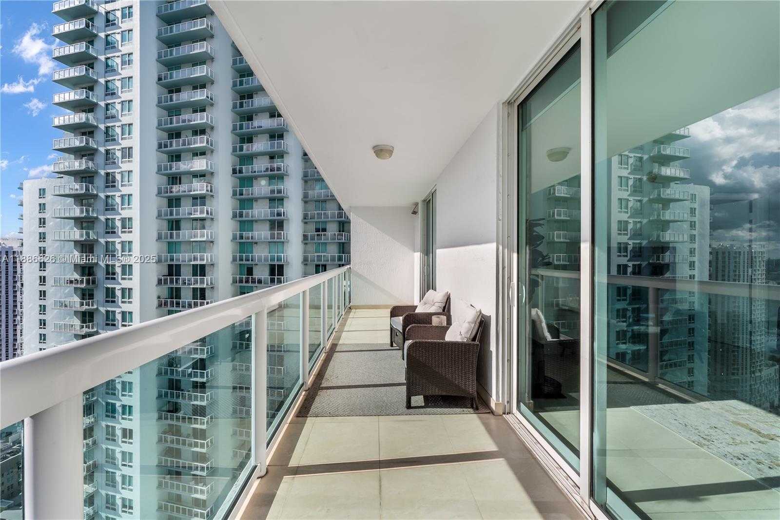 Small Image of 1800 NORTH BAYSHORE DR #4006, Miami Number 7