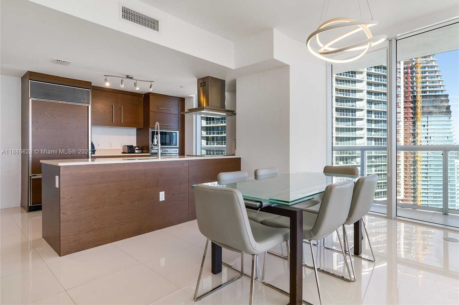 Small Image of 495 BRICKELL AVE #4802, Miami Number 13