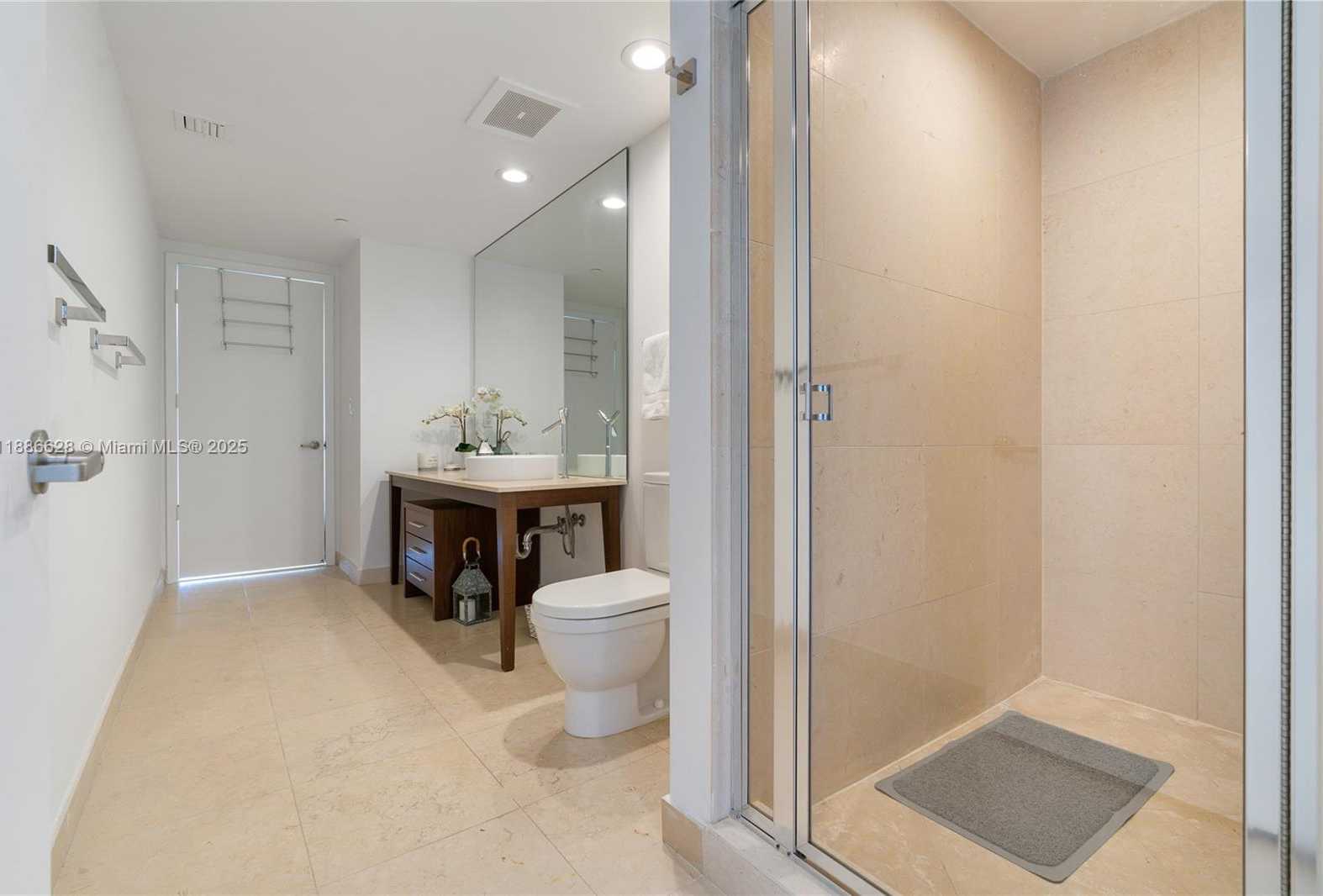 Small Image of 495 BRICKELL AVE #4802, Miami Number 27