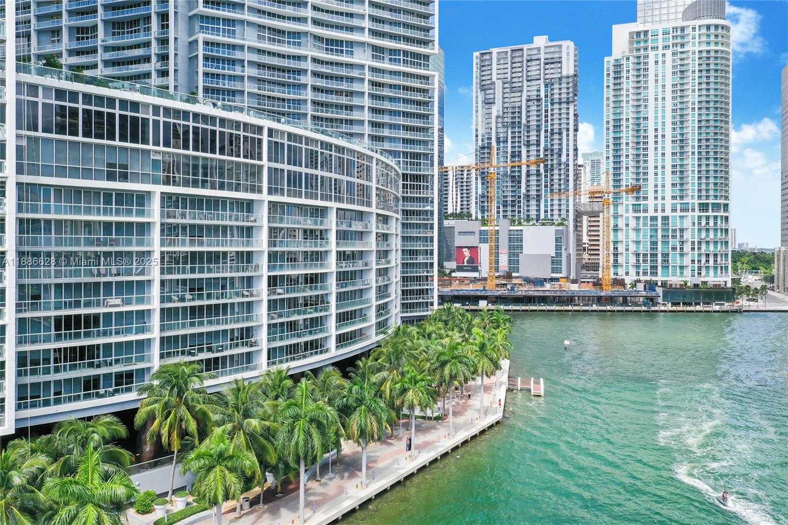 Small Image of 495 BRICKELL AVE #4802, Miami Number 44