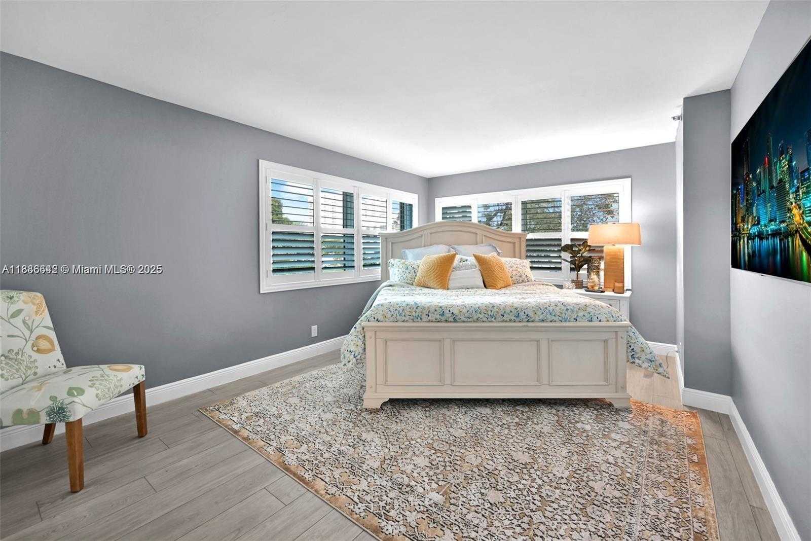 Small Image of 372 GOLFVIEW RD #201, North Palm Beach Number 14