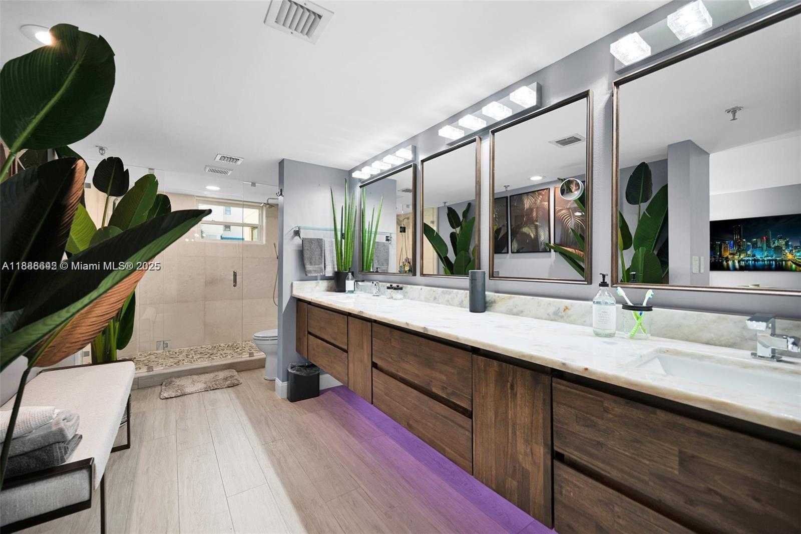 Small Image of 372 GOLFVIEW RD #201, North Palm Beach Number 22
