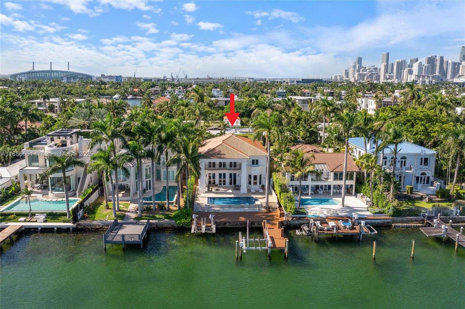 Small Image of 305 NORTH HIBISCUS DR, Miami Beach Number 34