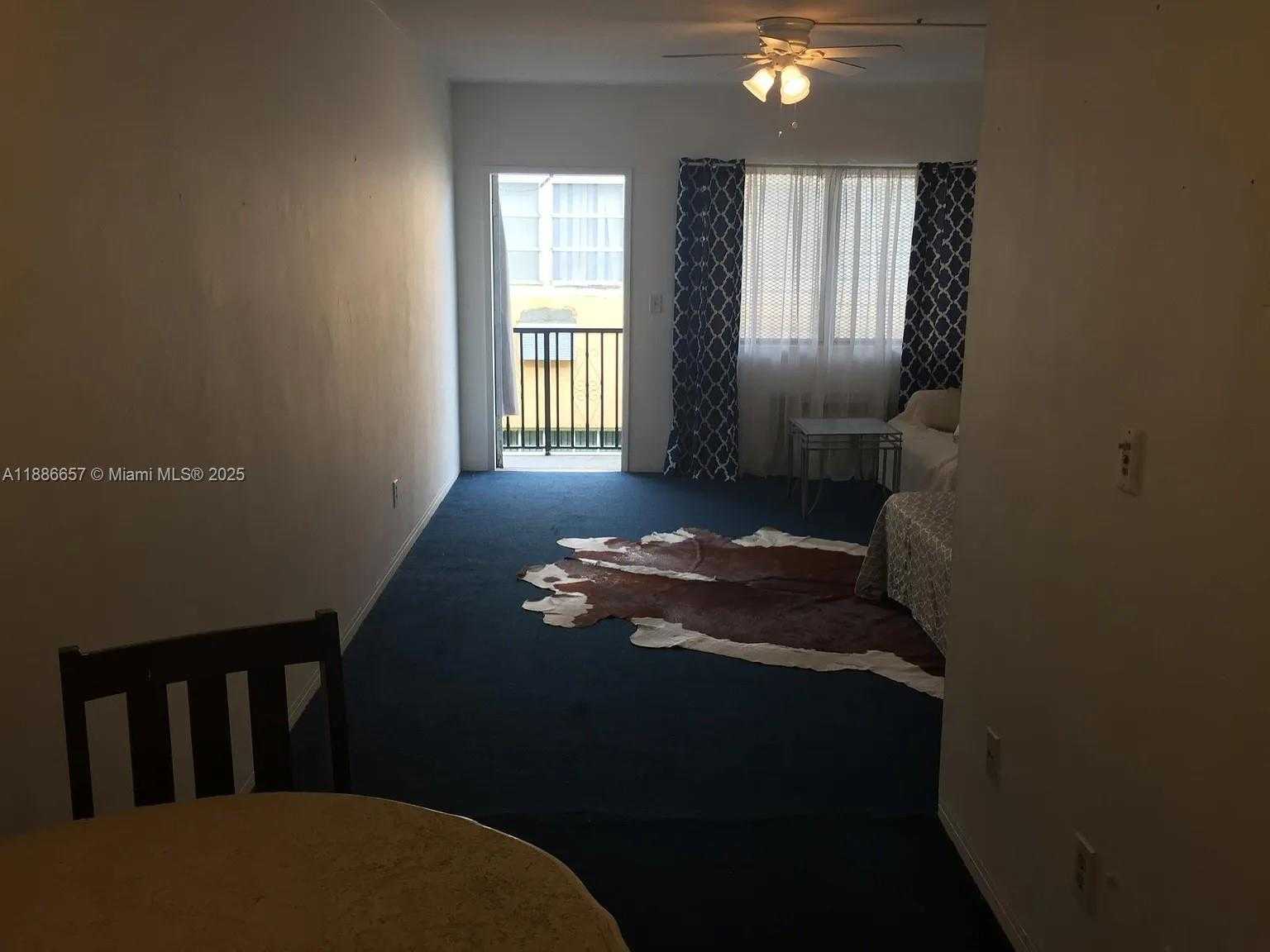 Small Image of 8132 HARDING AVE #9, Miami Beach Number 4