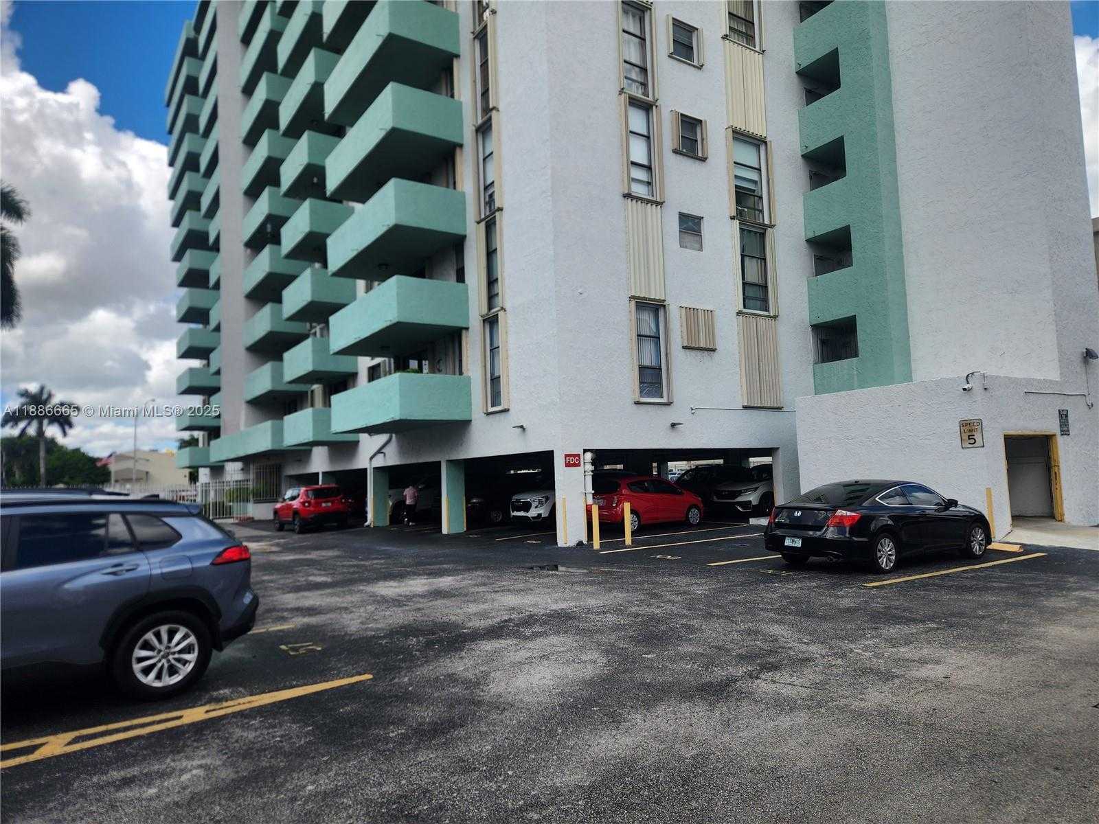 Small Image of 1825 WEST 44TH PL #1208, Hialeah Number 12